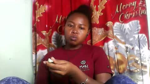 Snapshot of abella677022 chatting on March 20, 2026, 10:53 am abella677022 online show from March 20, 2026, 10:53 am