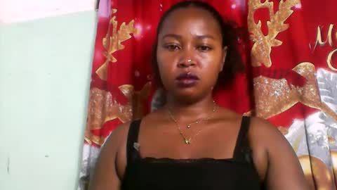 Snapshot of abella677022 chatting on March 27, 2026, 6:19 am abella677022 online show from March 27, 2026, 6:19 am