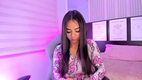 Abella online show from October 1, 2025, 2:50 am