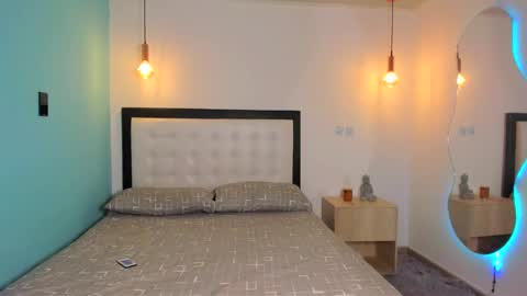  Abella and Kendra  online show from September 24, 2025, 11:08 pm