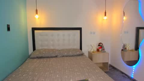  Abella and Kendra  online show from October 14, 2025, 11:49 pm