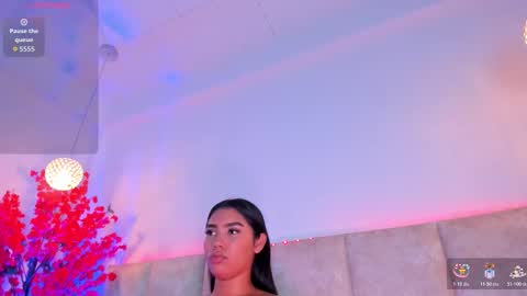 abelladgr online show from January 13, 2026, 2:39 am