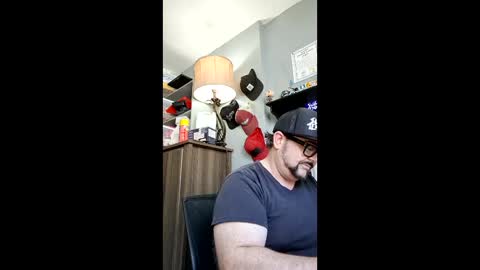 Snapshot of abennett76 chatting on May 22, 2026, 10:04 pm AJ online show from May 22, 2026, 10:04 pm