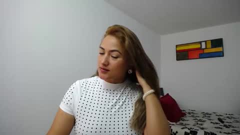 Snapshot of abie_spicy_ chatting on September 23, 2025, 1:03 pm ximena online show from September 23, 2025, 1:03 pm