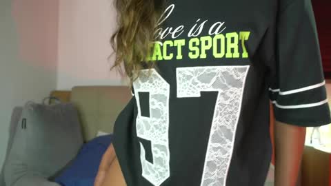 Snapshot of abiee__ chatting on October 23, 2025, 8:51 pm Abie online show from October 23, 2025, 8:51 pm