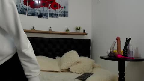 Abigail online show from January 22, 2025, 1:20 am