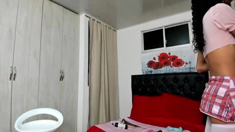 Snapshot of abigail_f00x chatting on June 12, 2026, 1:48 am Abigail online show from June 12, 2026, 1:48 am