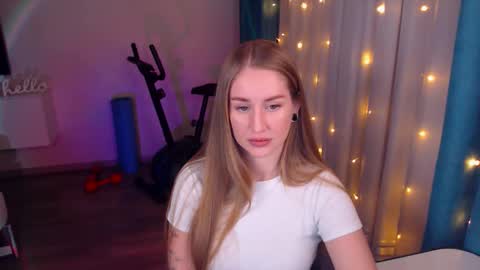 Anna online show from January 31, 2025, 6:36 pm