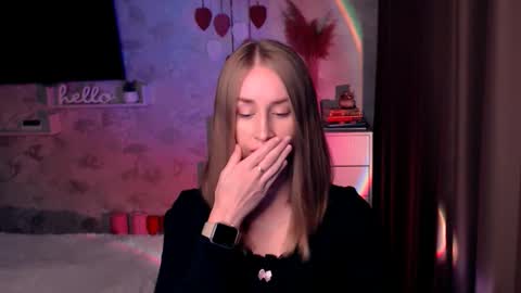 Anna online show from September 22, 2025, 6:43 pm