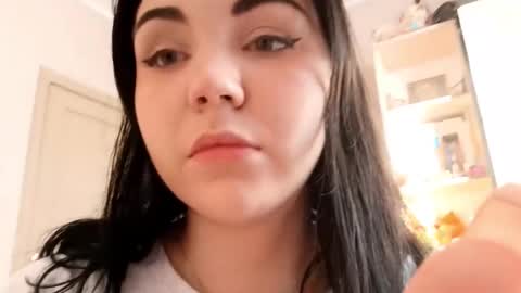 Abi online show from October 6, 2025, 3:37 am