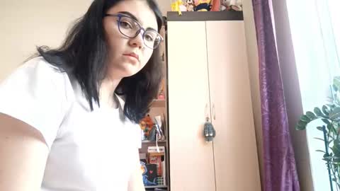 Abi online show from October 8, 2025, 8:45 am