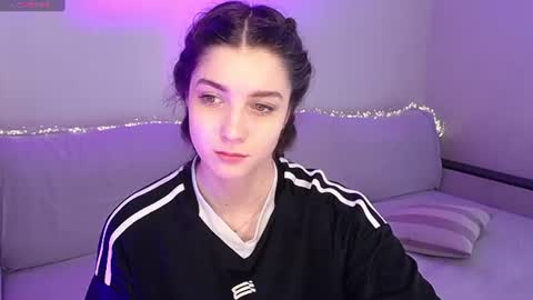 Abigail online show from July 25, 2026, 12:03 pm