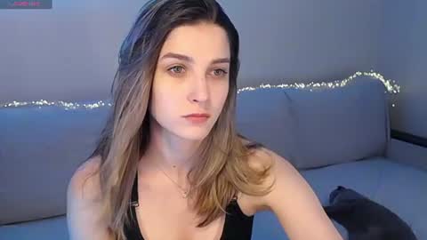 Abigail online show from August 7, 2026, 1:02 pm