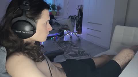 hi  cum in pvt noi extra tip online show from February 25, 2026, 1:54 pm