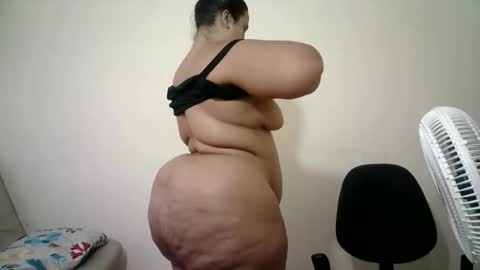 abril__ass online show from October 21, 2025, 2:29 pm