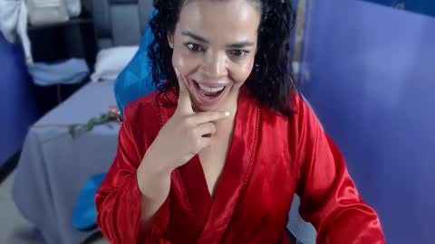 Snapshot of abril_beltran_ chatting on September 21, 2025, 7:26 pm Abril Beltran online show from September 21, 2025, 7:26 pm