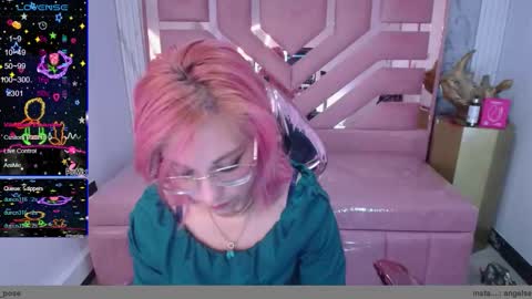 abril_ch_ online show from February 28, 2026, 12:28 pm