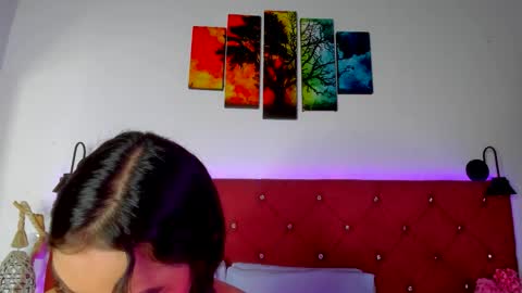 abril_gomez_11 online show from November 11, 2025, 7:58 pm