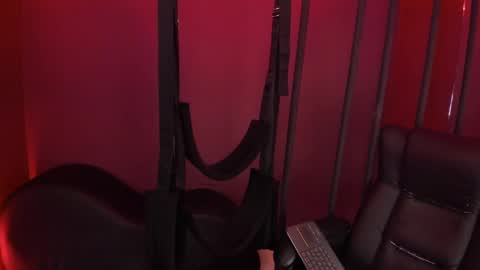 Abril jones online show from February 1, 2025, 6:29 pm