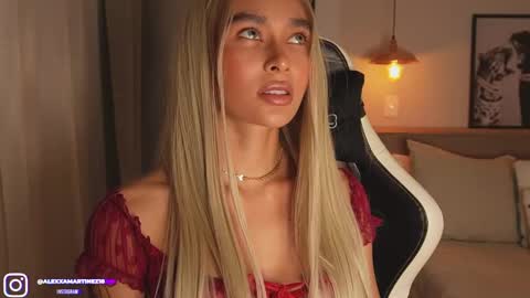 My name is Alexa. Please say hello I like to chat with you. If you have requests please use tip online show from October 3, 2025, 1:13 am