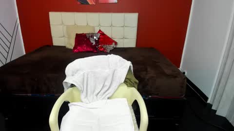 ABRIL online show from December 14, 2024, 8:08 pm