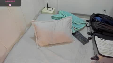 Snapshot of abrilsonne chatting on February 23, 2025, 10:20 pm AbrilSonne online show from February 23, 2025, 10:20 pm