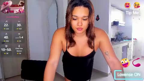 Snapshot of abrilstivenson_ chatting on July 10, 2026, 1:58 pm itis S O F I A online show from July 10, 2026, 1:58 pm