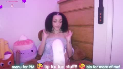 Snapshot of abruisedpeach chatting on January 18, 2026, 5:11 am Peach online show from January 18, 2026, 5:11 am