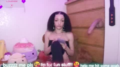 Snapshot of abruisedpeach chatting on February 4, 2026, 4:07 am Peach online show from February 4, 2026, 4:07 am