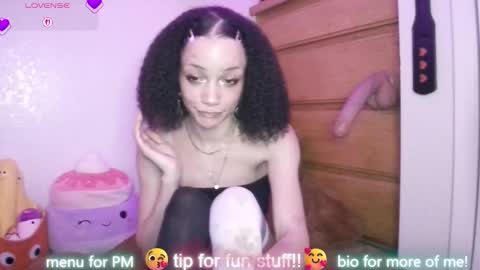 Snapshot of abruisedpeach chatting on February 11, 2026, 5:01 am Peach online show from February 11, 2026, 5:01 am