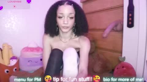 Snapshot of abruisedpeach chatting on February 12, 2026, 4:29 am Peach online show from February 12, 2026, 4:29 am