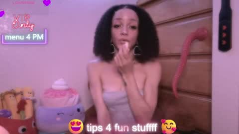 Snapshot of abruisedpeach chatting on June 24, 2026, 2:43 am Peach online show from June 24, 2026, 2:43 am