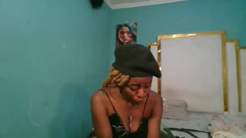 Snapshot of acadiah chatting on October 25, 2025, 2:30 am Cadih online show from October 25, 2025, 2:30 am