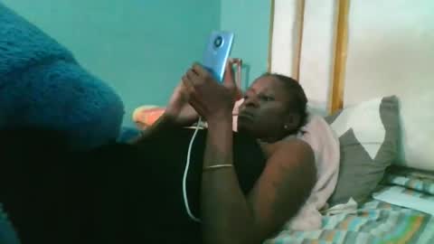 Snapshot of acadiah chatting on November 5, 2025, 9:20 am Cadih online show from November 5, 2025, 9:20 am