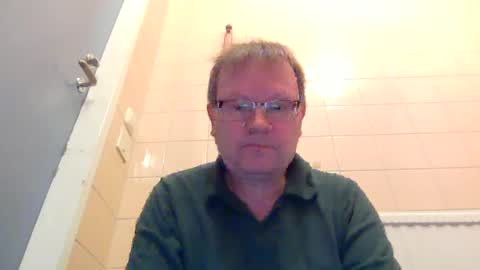 Snapshot of accel4 chatting on January 10, 2025, 8:07 am accel4 online show from January 10, 2025, 8:07 am