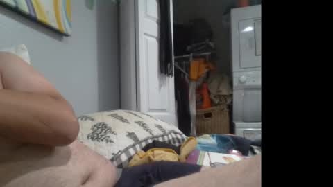 Snapshot of acefox000 chatting on October 12, 2025, 10:14 am adam online show from October 12, 2025, 10:14 am