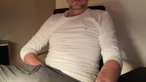 ACHTINCH online show from December 17, 2025, 9:54 pm