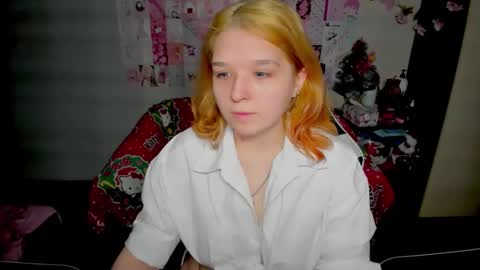 Snapshot of acid_kate chatting on January 7, 2026, 12:57 am Kate online show from January 7, 2026, 12:57 am