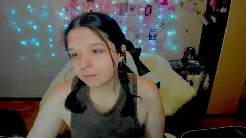 Kate online show from March 8, 2026, 2:04 am