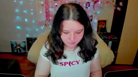 Snapshot of acid_kate chatting on May 19, 2026, 2:07 am Kate online show from May 19, 2026, 2:07 am