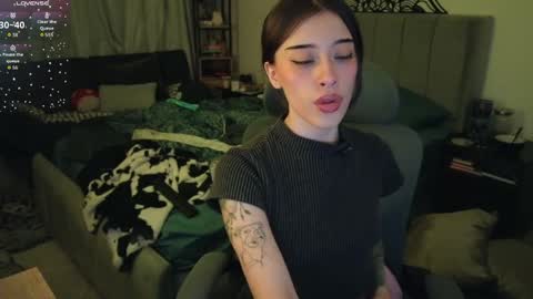 Lana 3 online show from April 10, 2026, 1:33 am