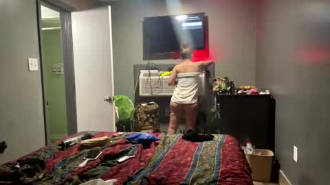 Snapshot of acouplesinners chatting on October 28, 2025, 4:49 am acouplesinners online show from October 28, 2025, 4:49 am