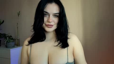 my inst   love inside 17 online show from February 16, 2025, 1:49 pm