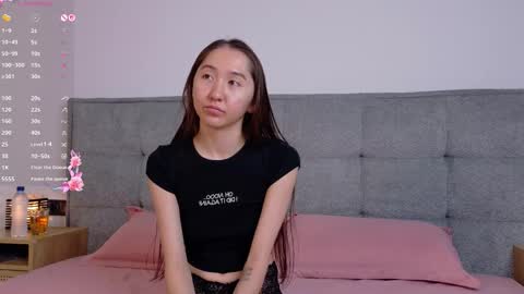 Akia online show from September 25, 2025, 6:17 am