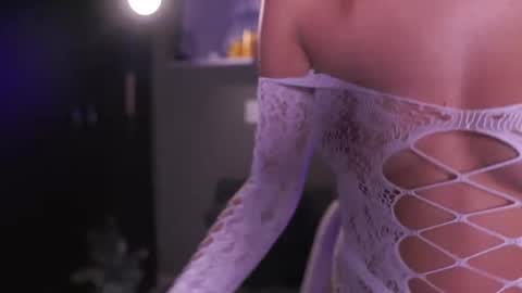 Snapshot of adahara_miller chatting on October 16, 2025, 12:17 pm Adahara online show from October 16, 2025, 12:17 pm