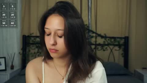Lily n Jenny online show from September 18, 2025, 5:26 pm