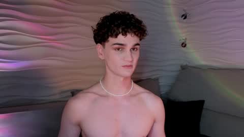 Snapshot of adam_21cm chatting on December 24, 2024, 4:40 pm Adam online show from December 24, 2024, 4:40 pm