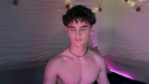 Snapshot of adam_21cm chatting on December 29, 2024, 7:53 pm Adam online show from December 29, 2024, 7:53 pm