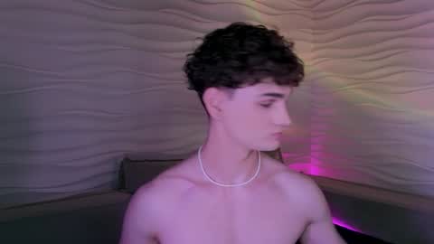 Snapshot of adam_21cm chatting on January 16, 2025, 4:50 pm Adam online show from January 16, 2025, 4:50 pm