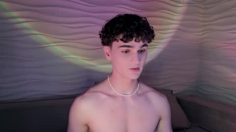 Snapshot of adam_21cm chatting on February 4, 2025, 4:39 pm Adam online show from February 4, 2025, 4:39 pm